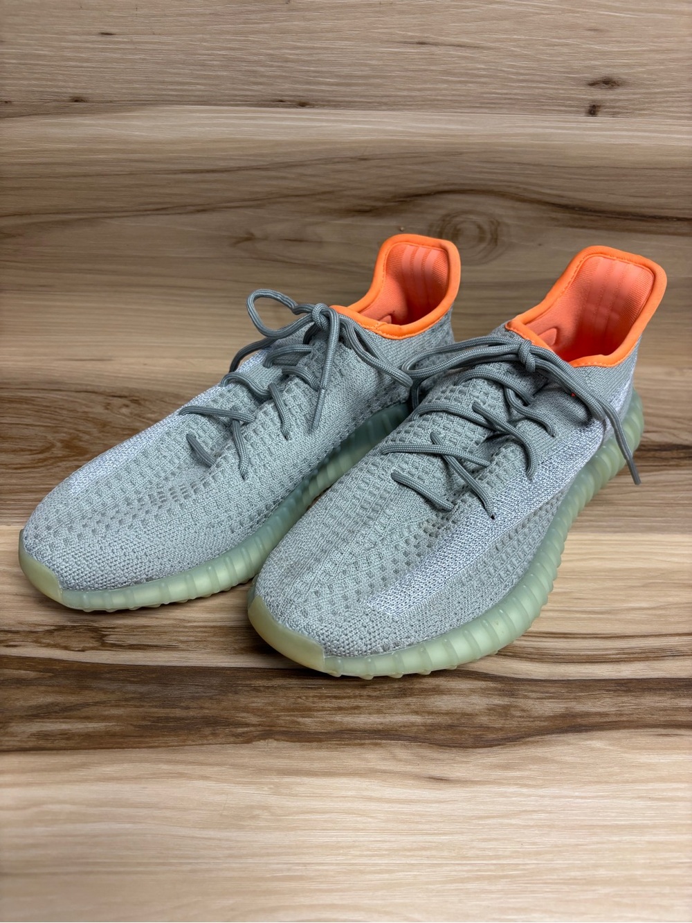 adidas Yeezy Boost 350 V2 'Desert Sage', light sage green Primeknit size 10